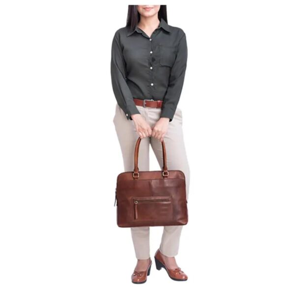 Timeless Elegance Brown Handbag - Image 6